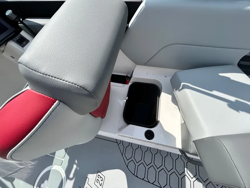 Slide: The Image of MasterCraft NXT 23 2026 - 23