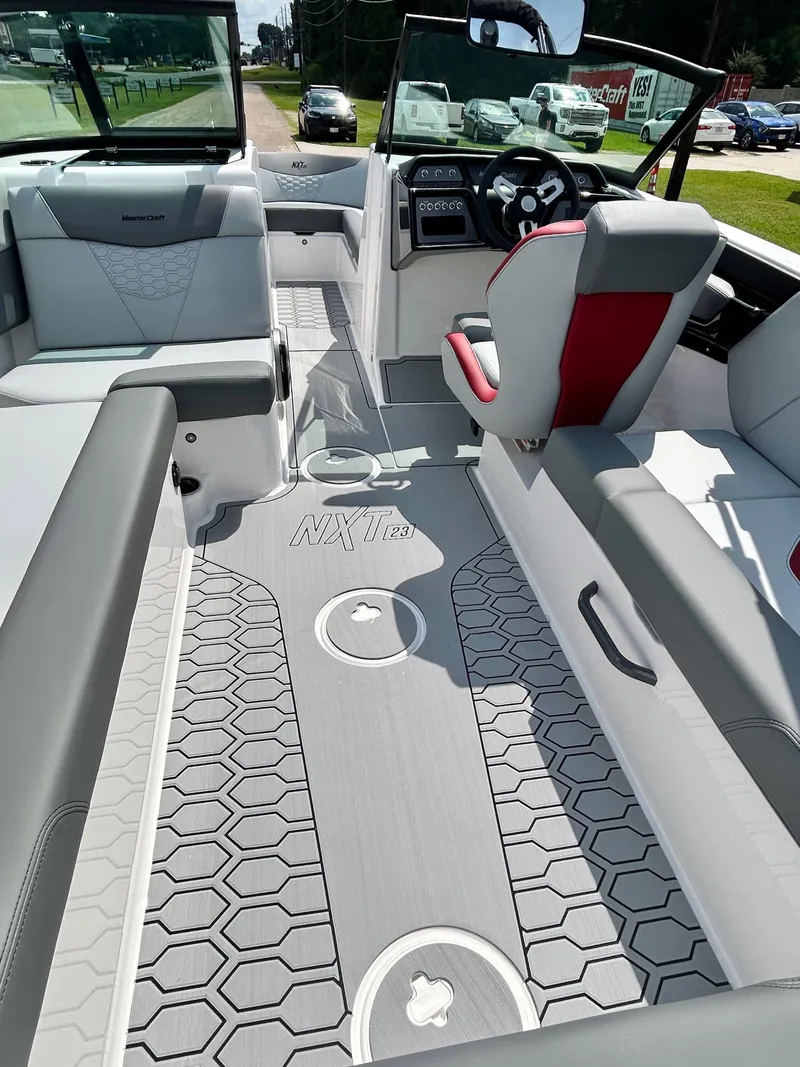 Slide: The Image of MasterCraft NXT 23 2026 - 31