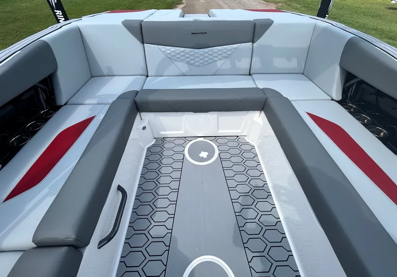 Slide: The Image of MasterCraft NXT 23 2026 - 41