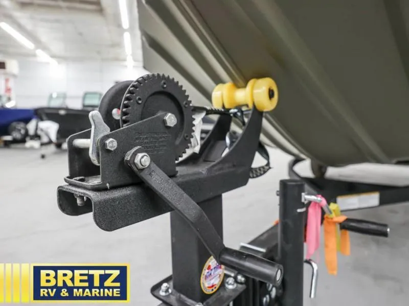 Slide: The Image of Grizzly 1648 Jon 2025 - 10