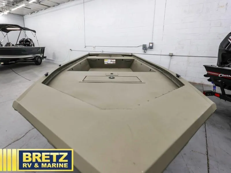 Slide: The Image of Grizzly 1648 Jon 2025 - 3