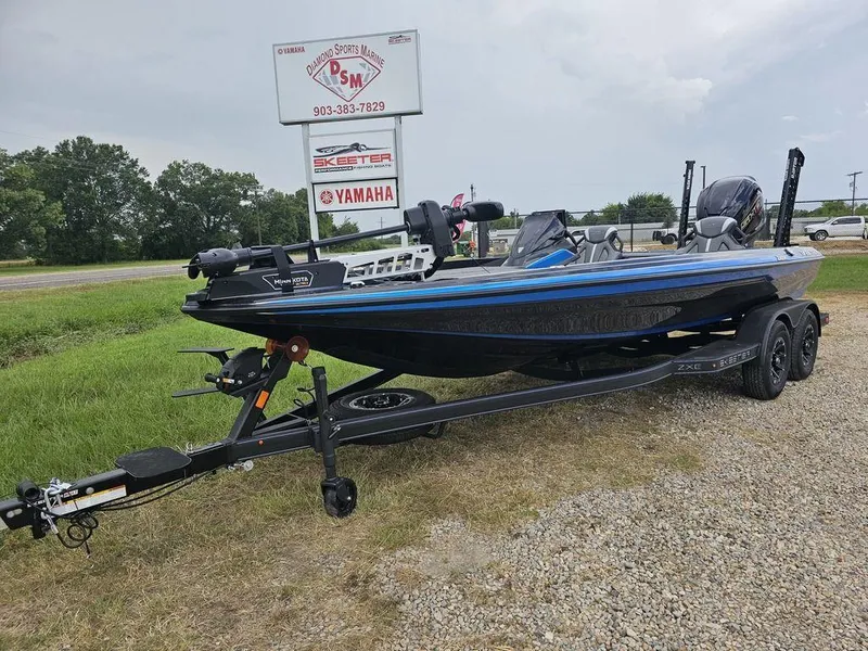 Slide: The Image of 2026 Skeeter ZXE20 boat on trailer at Diamond Sports Marine dealership. - 3