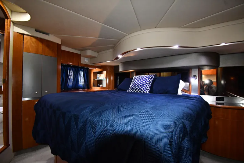 Slide: The Image of Cruisers Yachts 520 Express 2005 - 56