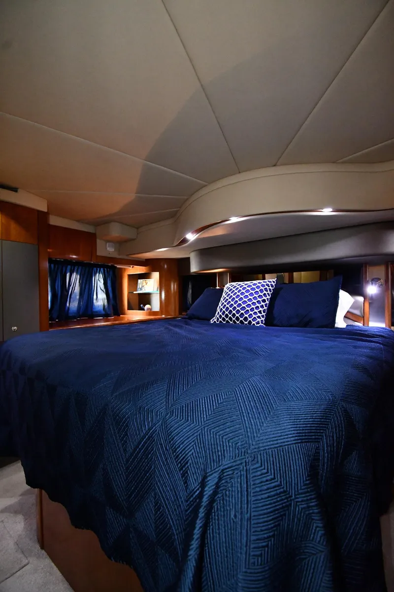 Slide: The Image of Cruisers Yachts 520 Express 2005 - 57