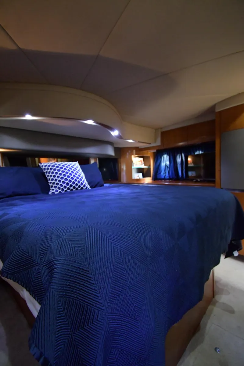 Slide: The Image of Cruisers Yachts 520 Express 2005 - 59