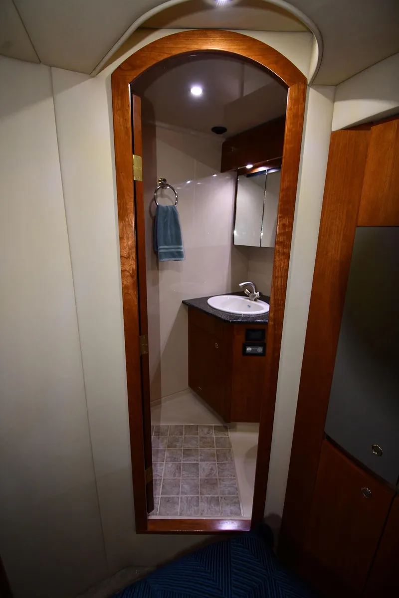 Slide: The Image of Cruisers Yachts 520 Express 2005 - 64