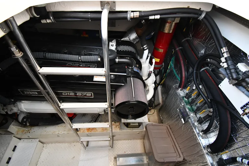 Slide: The Image of Cruisers Yachts 520 Express 2005 - 71