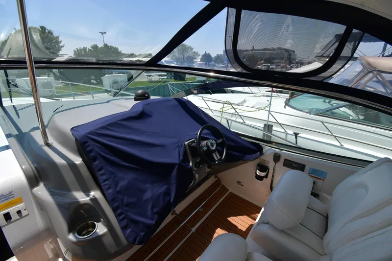 Slide: The Image of Cruisers Yachts 520 Express 2005 - 81