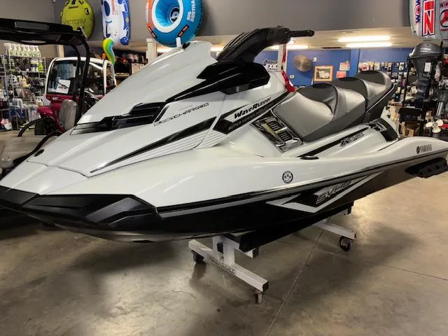 Slide: The Image of 2016 Yamaha WaveRunner FX Cruiser SVHO in showroom, white and black design. - 3