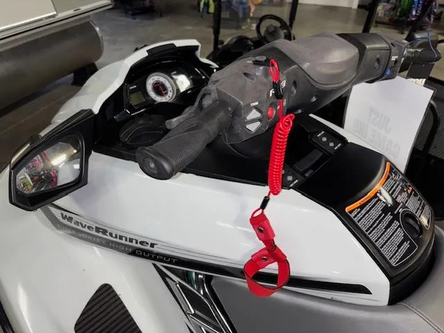 Slide: The Image of 2016 Yamaha WaveRunner FX Cruiser SVHO dashboard with controls and safety lanyard. - 5