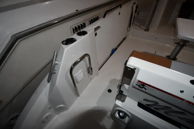 Slide: The Image of Interior view of 2023 Beneteau Flyer 9 SUNdeck boat, featuring sleek design and modern amenities. - 41