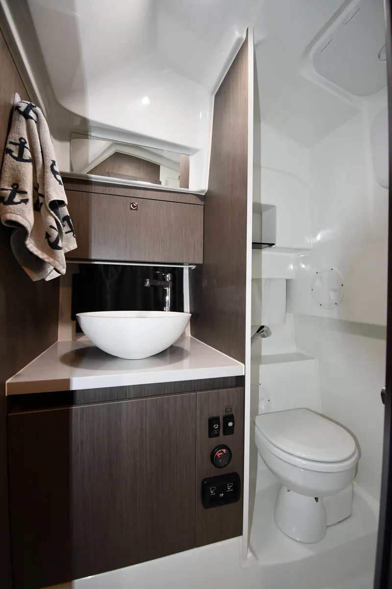 Slide: The Image of Beneteau Flyer 9 SUNdeck 2023 - 65