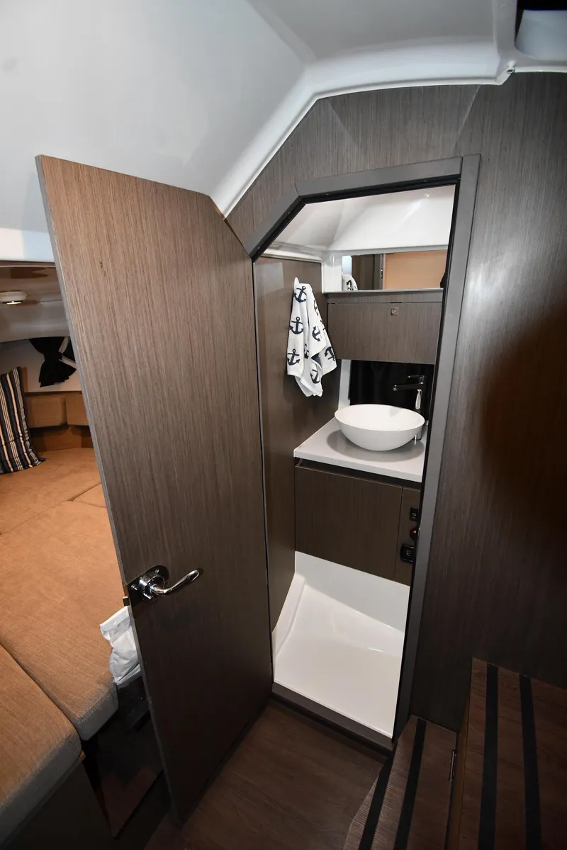 Slide: The Image of Beneteau Flyer 9 SUNdeck 2023 - 66