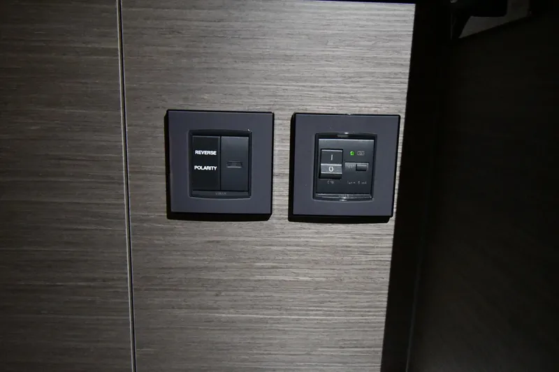 Slide: The Image of Beneteau Flyer 9 SUNdeck 2023 - 73