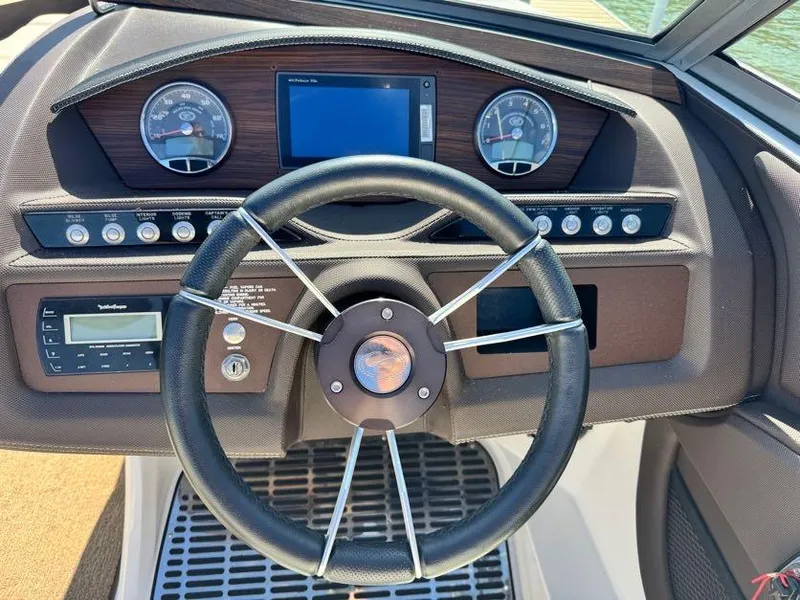 Slide: The Image of Cobalt R3 2015 - 10