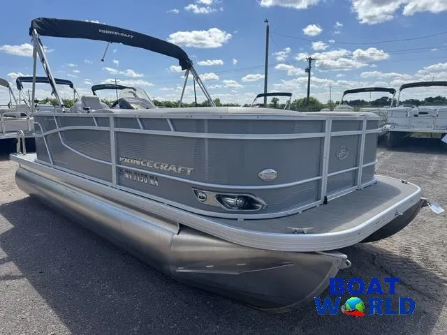 Slide: The Image of Princecraft Vectra 19 Pontoon 2020 - 49