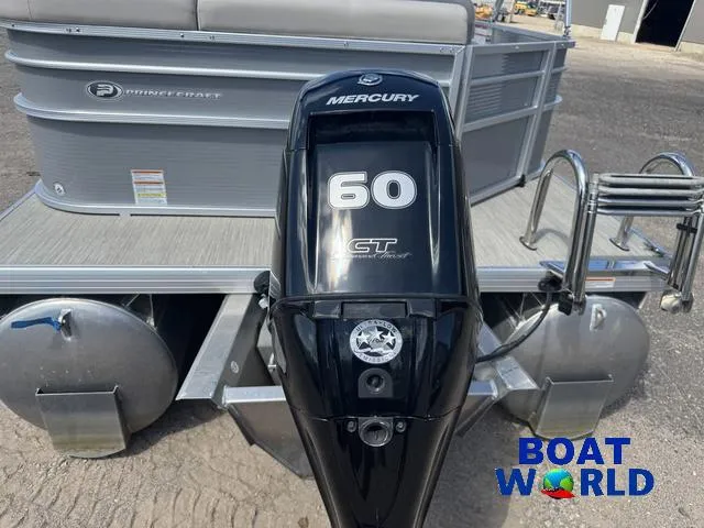 Slide: The Image of Princecraft Vectra 19 Pontoon 2020 - 50