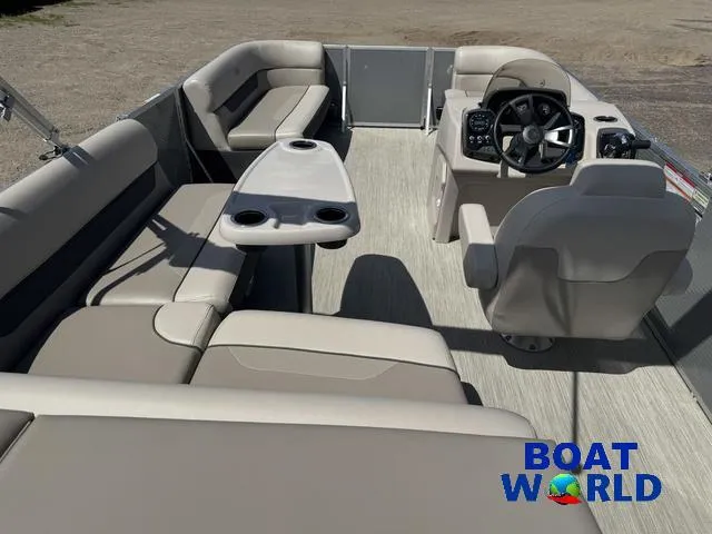 Slide: The Image of Princecraft Vectra 19 Pontoon 2020 - 6