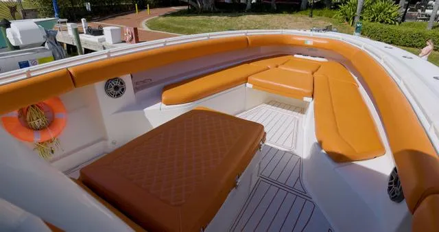 Slide: The Image of Hydra-Sports 4200 SF 2009 - 13