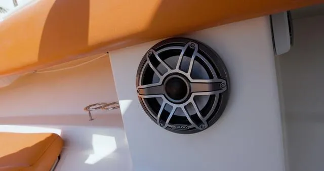 Slide: The Image of Hydra-Sports 4200 SF 2009 - 17