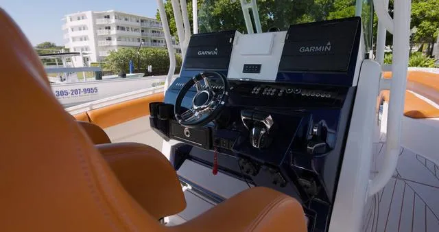 Slide: The Image of Hydra-Sports 4200 SF 2009 - 7