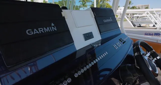 Slide: The Image of Hydra-Sports 4200 SF 2009 - 9