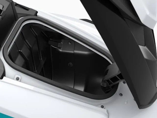 Slide: The Image of Yamaha VX 2026 - 3