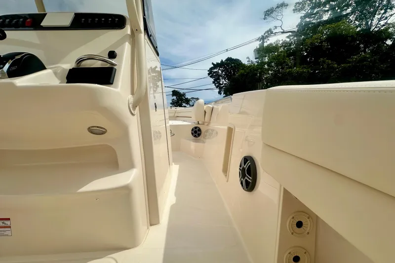 Slide: The Image of Grady-White Fisherman 236 2026 - 12