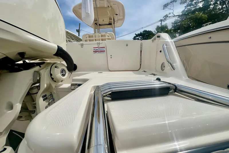 Slide: The Image of Grady-White Fisherman 236 2026 - 5