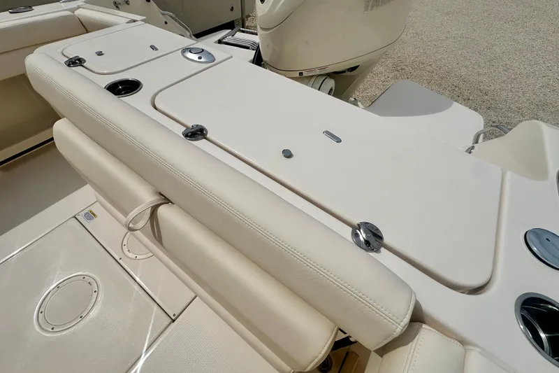 Slide: The Image of Grady-White Fisherman 236 2026 - 6