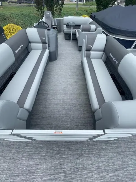 Slide: The Image of 2024 Bennington 22 SLSR Cruise pontoon boat with spacious seating and modern design. - 7