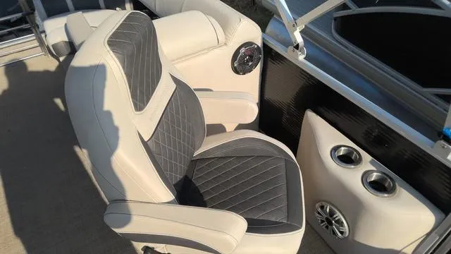 Slide: The Image of Bennington 22 GSRFB 2019 - 10