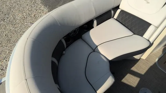 Slide: The Image of Bennington 22 GSRFB 2019 - 6