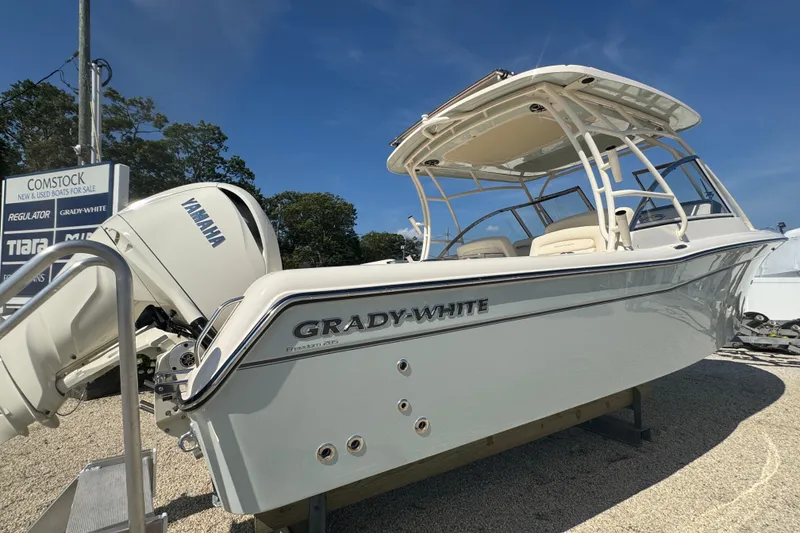 Slide: The Image of Grady-White Freedom 285 2026 - 24