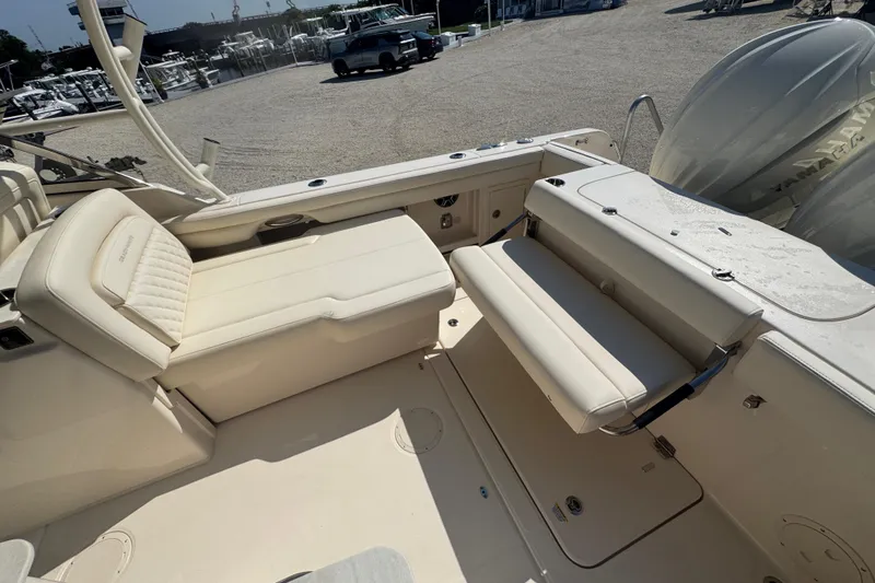 Slide: The Image of Grady-White Freedom 285 2026 - 37