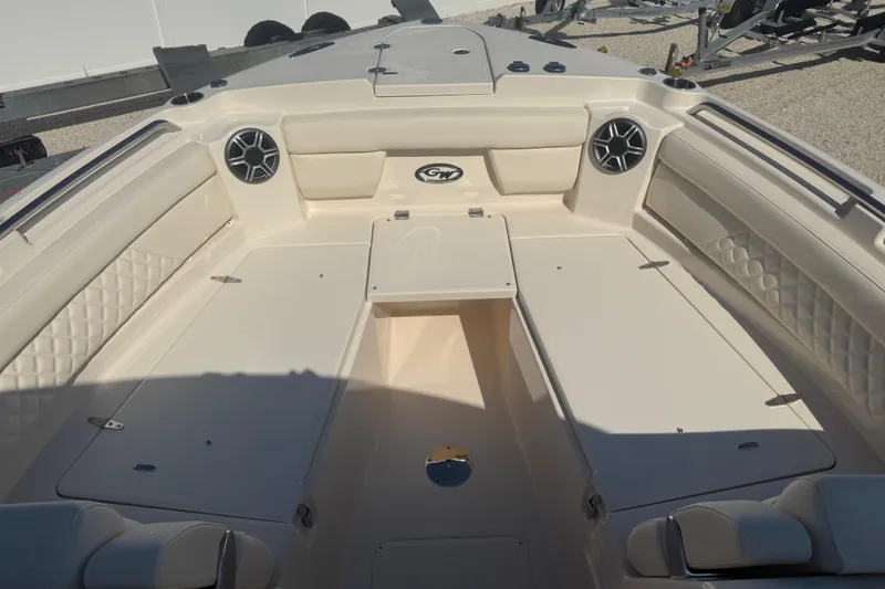 Slide: The Image of Grady-White Freedom 285 2026 - 65