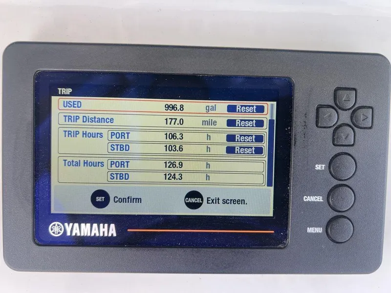 Slide: The Image of Yamaha display showing trip data for Sea Hunt Ultra 275 SE, 2020 model. - 17
