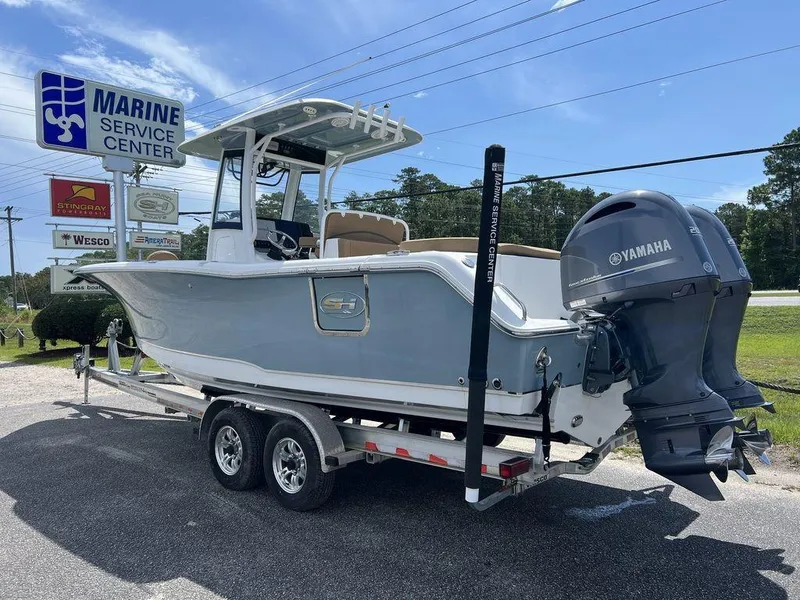 Slide: The Image of 2020 Sea Hunt Ultra 275 SE boat on trailer at Marine Service Center. - 3