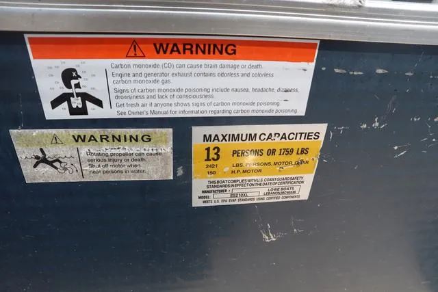 Slide: The Image of Lowe SS 210 RFL 2016 - 11