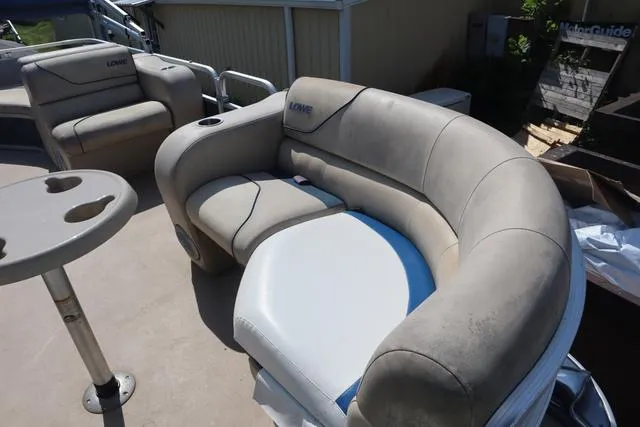 Slide: The Image of Lowe SS 210 RFL 2016 - 5