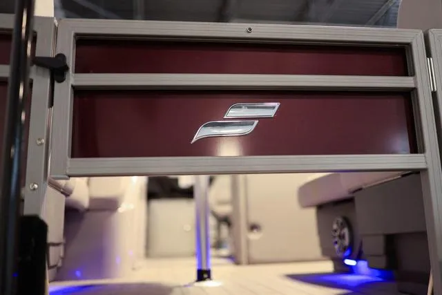 Slide: The Image of Starcraft CX Fish 21 FD 2025 - 11