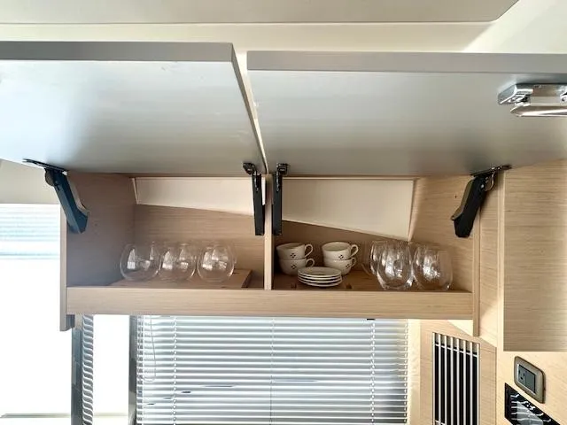 Slide: The Image of Galley Area - Strb. Side - 36