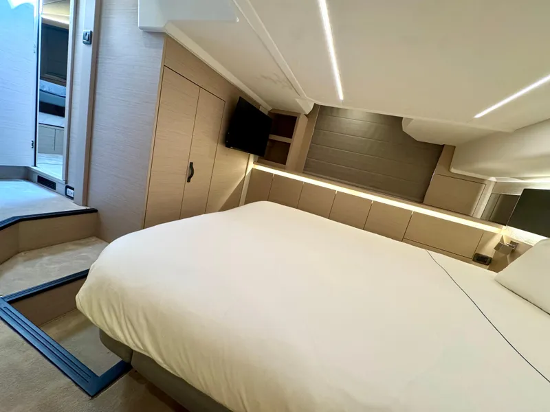 Slide: The Image of Master StateRoom - Strb. Side - Blinds Closed - 47