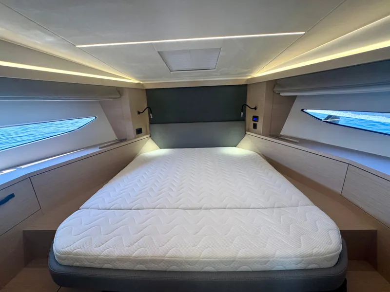 Slide: The Image of VIP StateRoom - Forward - Blinds Closed - 55