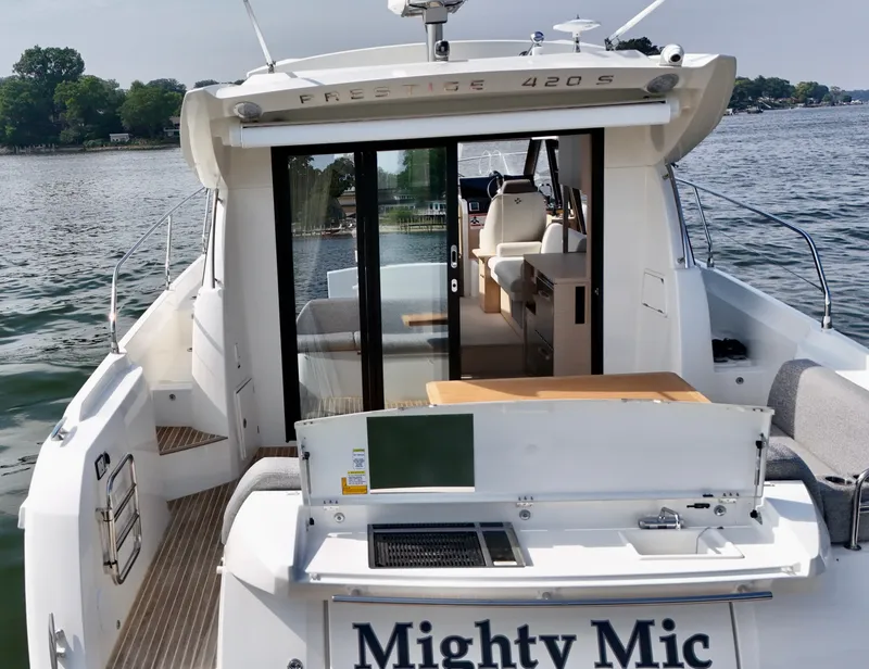 Slide: The Image of Aft Sun Shade - Extended - 72