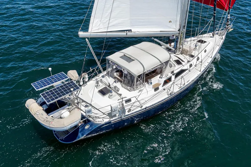 Slide: The Image of Sailing yacht Hylas 49 (2001) with solar panels on open sea. - 5