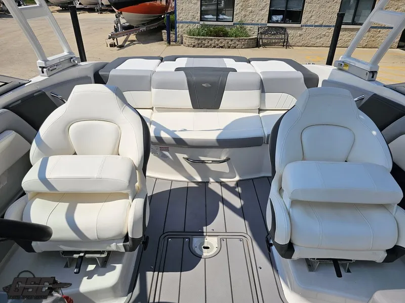 Slide: The Image of Chaparral 21 SSi 2022 - 101