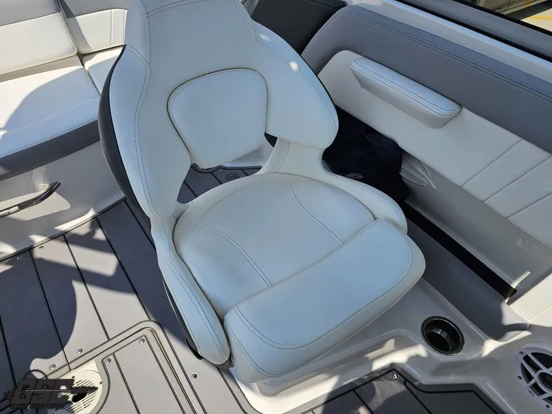 Slide: The Image of Chaparral 21 SSi 2022 - 103