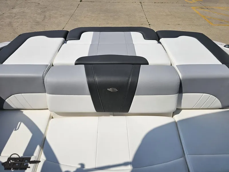 Slide: The Image of Chaparral 21 SSi 2022 - 108