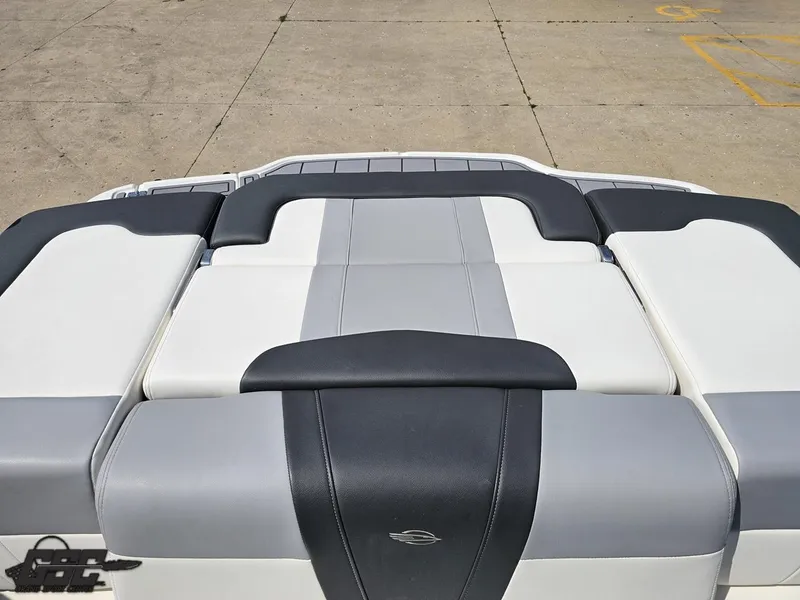 Slide: The Image of Chaparral 21 SSi 2022 - 118